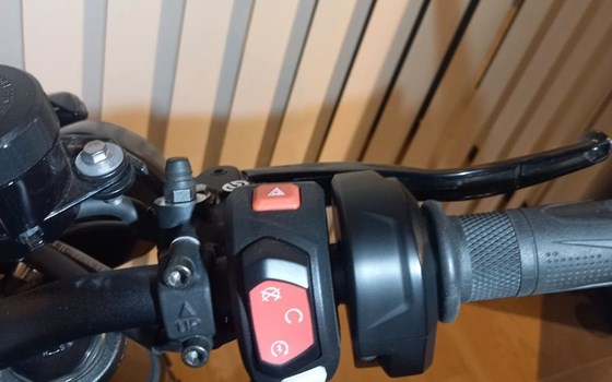 Gebrauchtmotorrad Triumph Street Triple RS - Bild 12