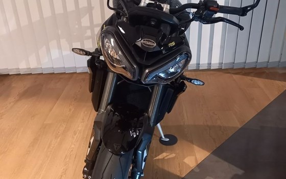 Gebrauchtmotorrad Triumph Street Triple RS - Bild 2