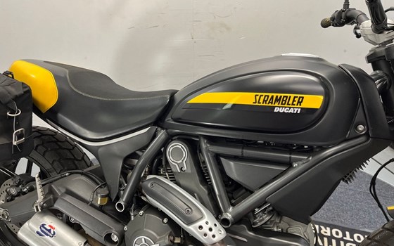 Gebrauchtmotorrad Ducati Scrambler Icon - Bild 8