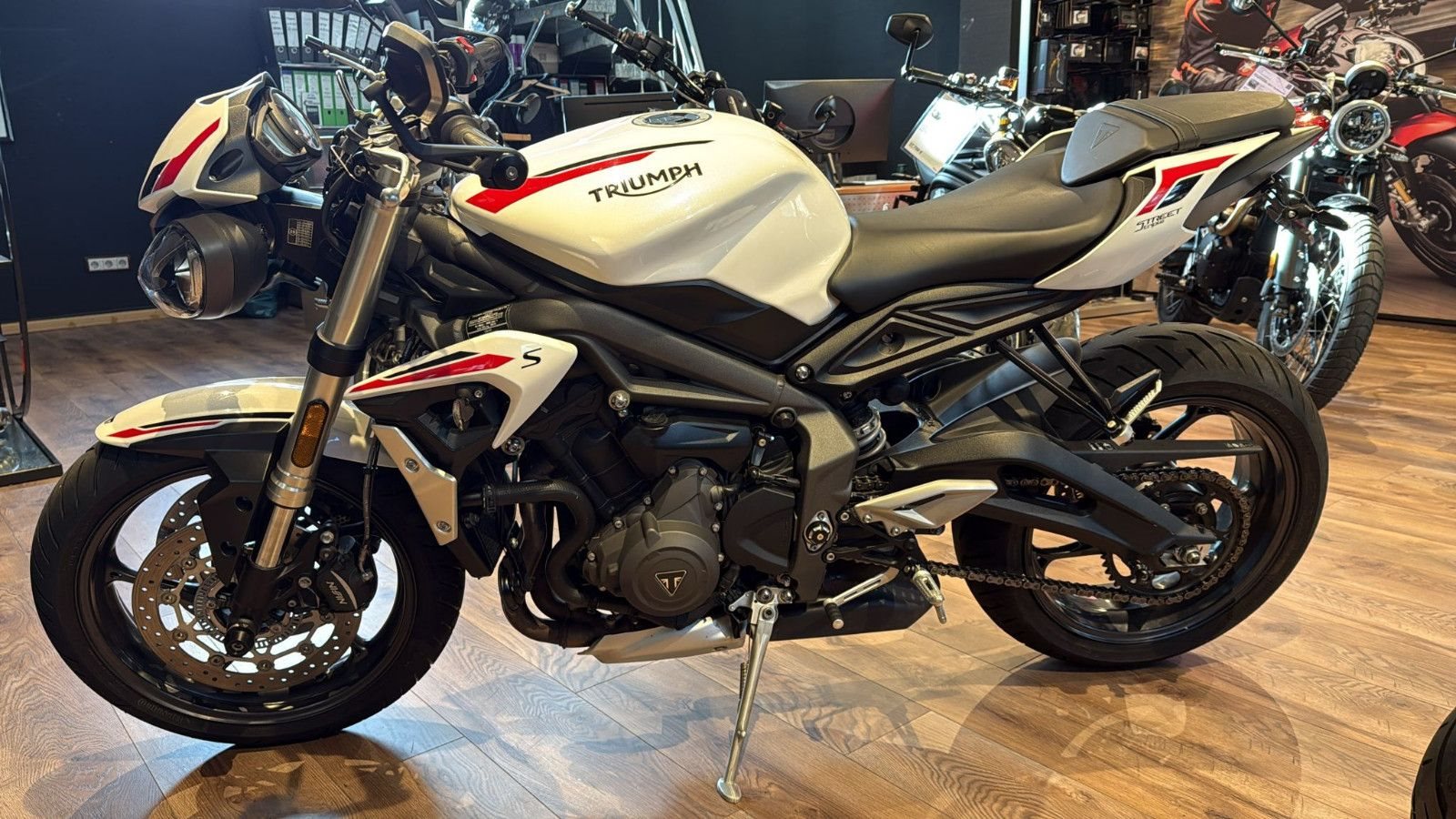 Triumph Street Triple S A2