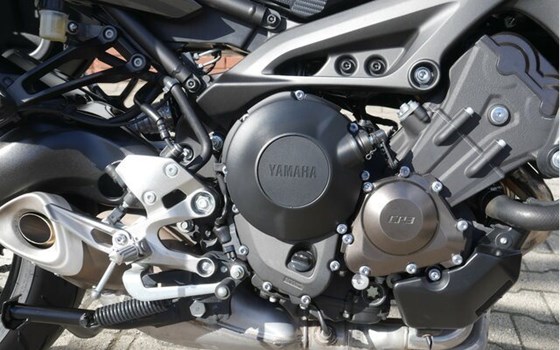 Gebrauchtmotorrad Yamaha MT-09 - Bild 7