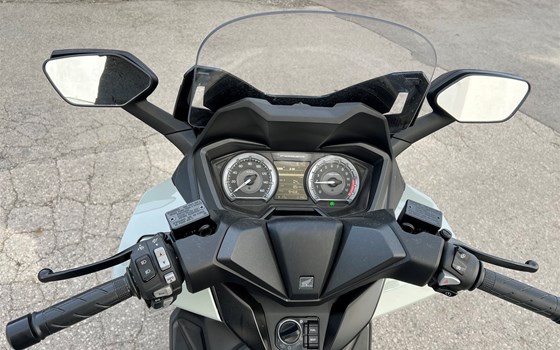 Gebrauchtmotorrad Honda Forza 125 - Bild 6