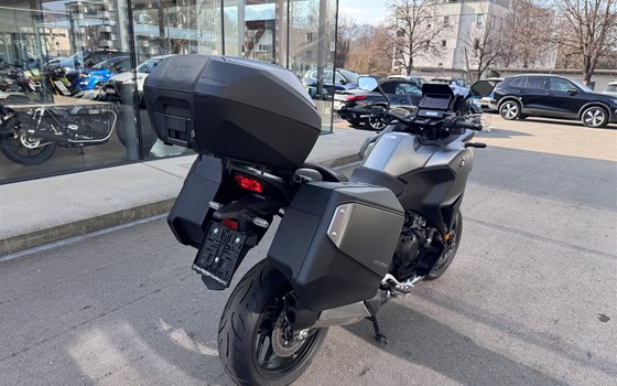 Gebrauchtmotorrad Honda NT1100 - Bild 4