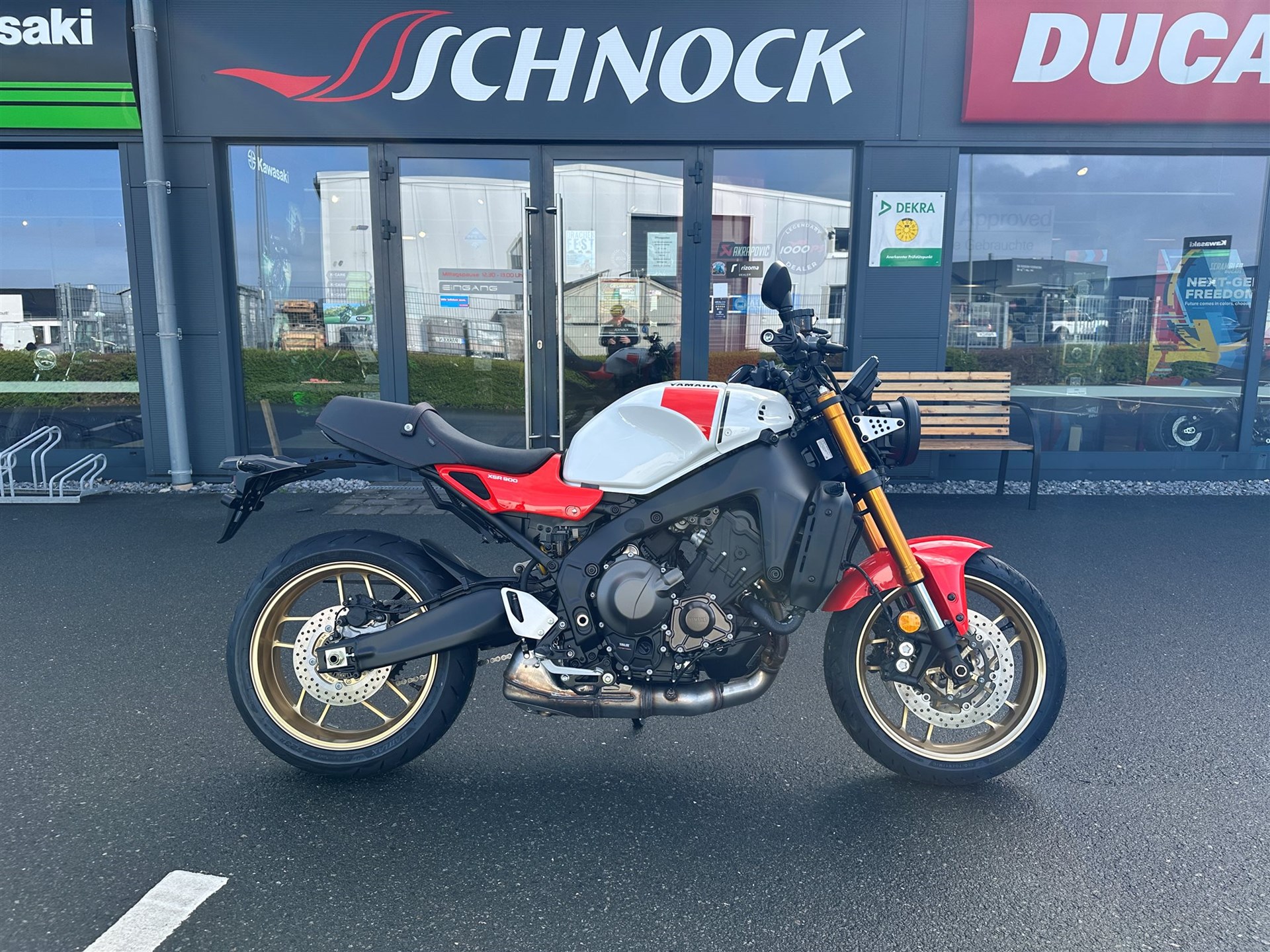 Yamaha XSR900