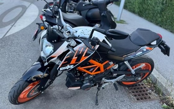 Gebrauchtmotorrad KTM 390 Duke - Bild 4