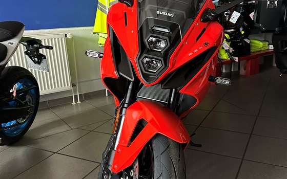 Neufahrzeug Suzuki GSX-8R Daidai-Iro Power Edition - Bild 3