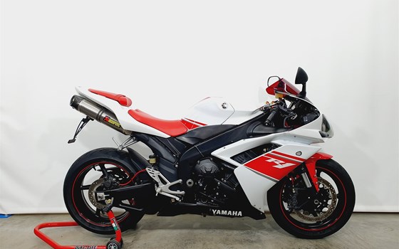 Gebrauchtmotorrad Yamaha R1 - Bild 1