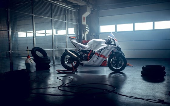 Neufahrzeug KTM 990 RC R Track - Bild 4