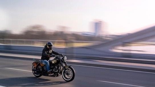 Gebrauchtmotorrad Harley-Davidson Softail Slim S - Bild 10