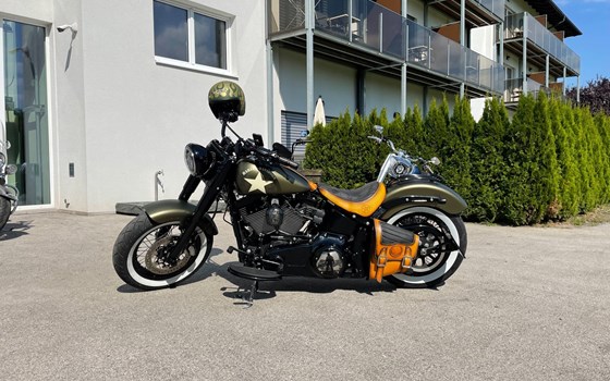 Gebrauchtmotorrad Harley-Davidson Softail Slim S - Bild 2