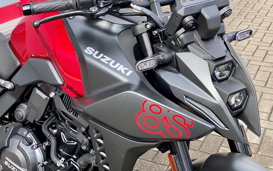 Neufahrzeug Suzuki GSX-8S - Bild 10