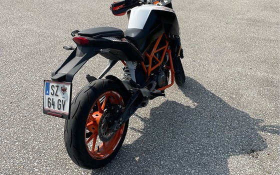 Gebrauchtmotorrad KTM 390 Duke - Bild 3