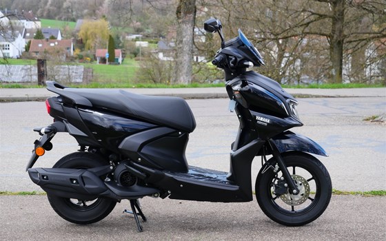 Gebrauchtmotorrad Yamaha RayZR - Bild 4
