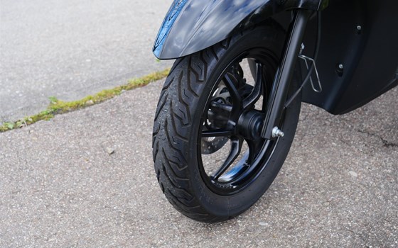 Gebrauchtmotorrad Yamaha RayZR - Bild 9