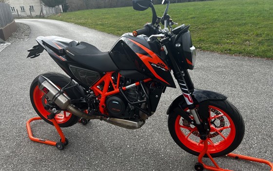 Gebrauchtmotorrad KTM 690 Duke R - Bild 1