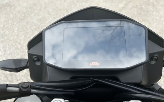 Gebrauchtmotorrad KTM 690 Duke R - Bild 10