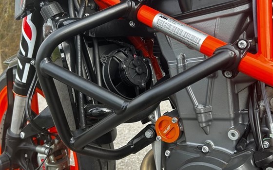Gebrauchtmotorrad KTM 690 Duke R - Bild 4