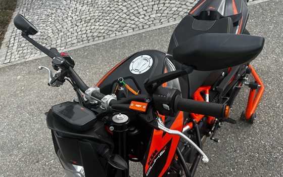 Gebrauchtmotorrad KTM 690 Duke R - Bild 5