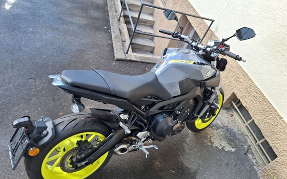 Gebrauchtmotorrad Yamaha MT-09 - Bild 3
