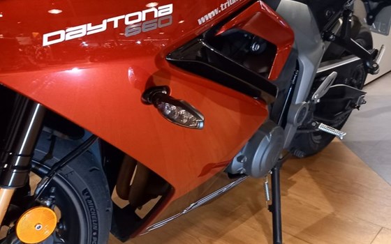 Gebrauchtmotorrad Triumph Daytona 660 - Bild 5