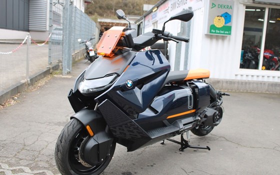 Gebrauchtmotorrad BMW CE 04 - Bild 2