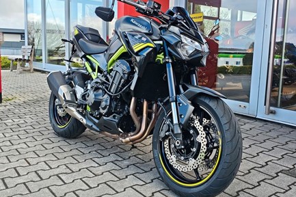 Kawasaki Z900
