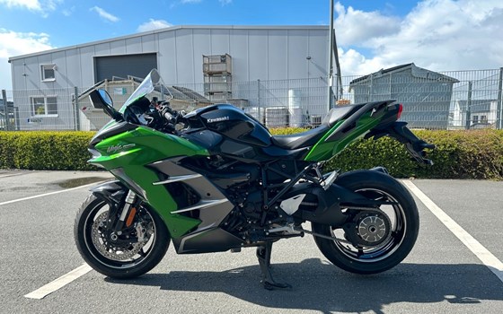 Neufahrzeug Kawasaki Ninja H2 SX SE - Bild 4
