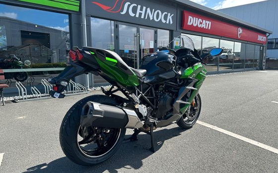 Neufahrzeug Kawasaki Ninja H2 SX SE - Bild 7