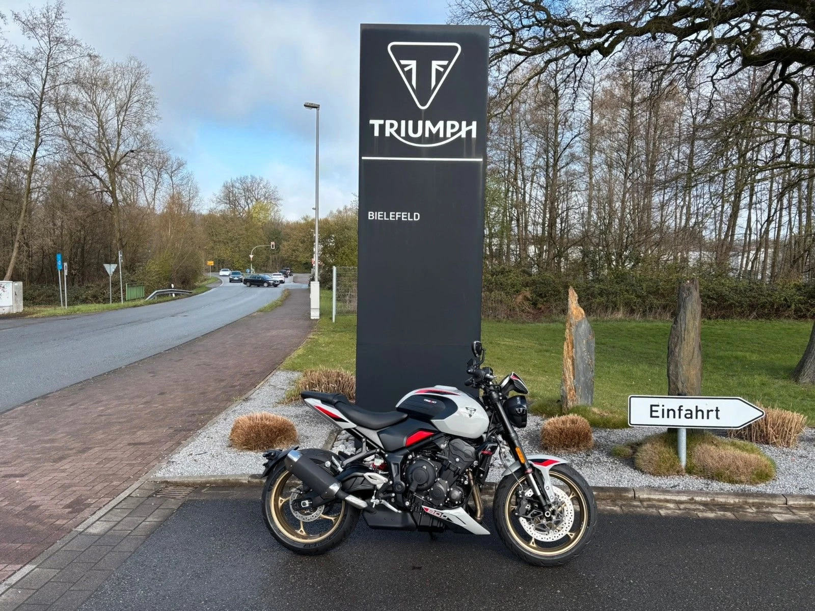Triumph Trident 800