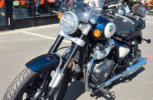 Neumotorrad Royal Enfield Super Meteor 650