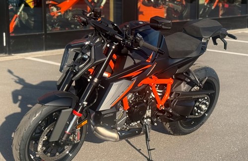Neumotorrad KTM 1390 Super Duke R