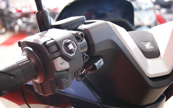 Neufahrzeug Honda PCX125 DX - Bild 9