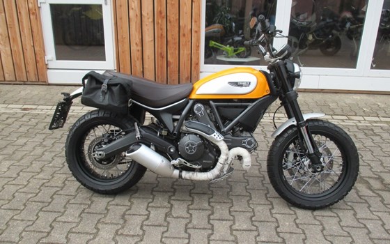 Gebrauchtmotorrad Ducati Scrambler Classic - Bild 2