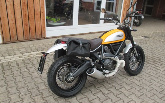 Gebrauchtmotorrad Ducati Scrambler Classic - Bild 3