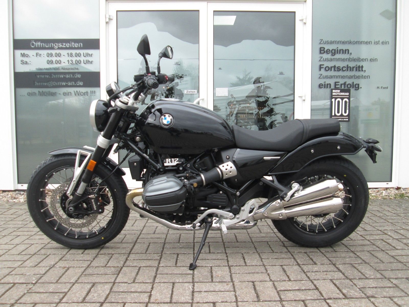BMW R 12