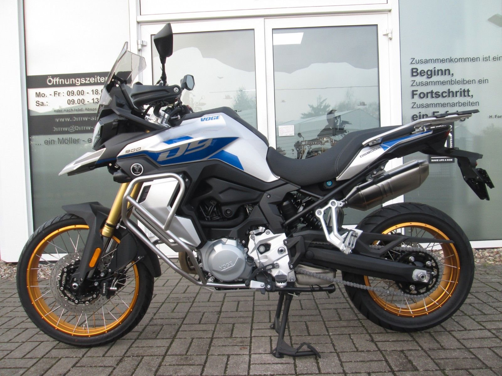 Voge DS900X