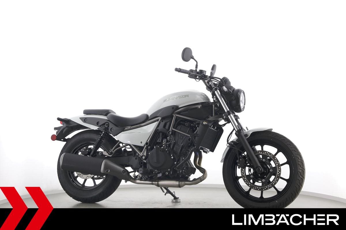 Kawasaki Eliminator 500 - wenig km!, BT-Connect, etc