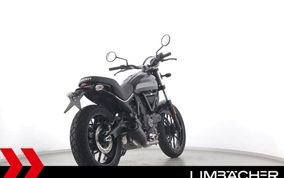Gebrauchtmotorrad Ducati Scrambler Sixty2 - Bild 8