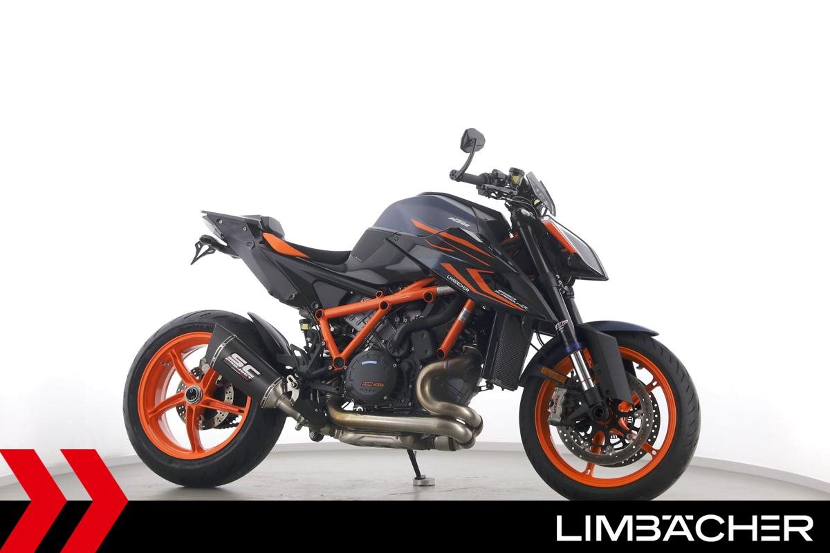 KTM 1290 Super Duke R EVO 