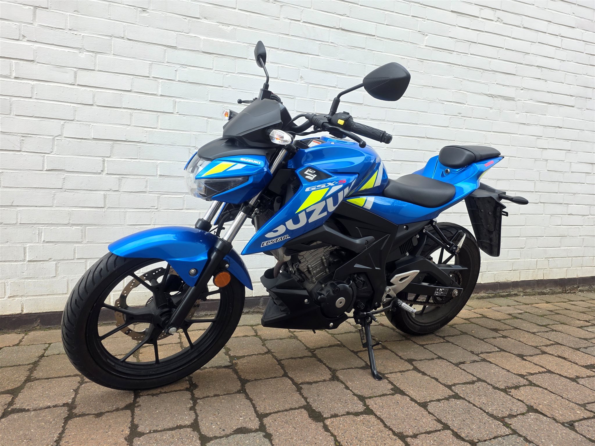 Suzuki GSX-S125