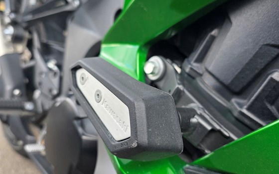 Gebrauchtmotorrad Kawasaki Z1000SX - Bild 6