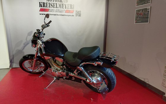 Gebrauchtmotorrad Suzuki Intruder VS 1400 - Bild 5