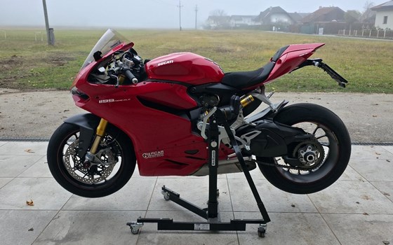 Gebrauchtmotorrad Ducati 1199 Panigale S - Bild 10
