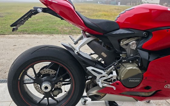 Gebrauchtmotorrad Ducati 1199 Panigale S - Bild 7