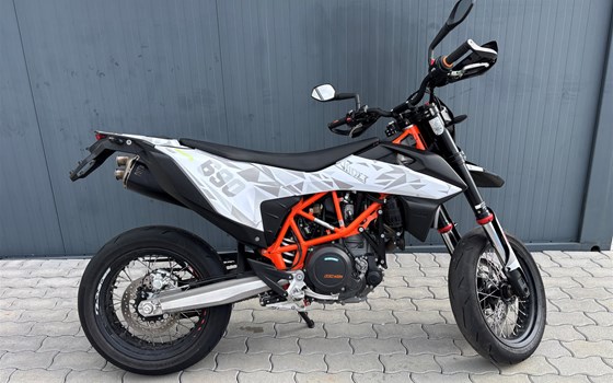 Gebrauchtmotorrad KTM 690 SMC R - Bild 2