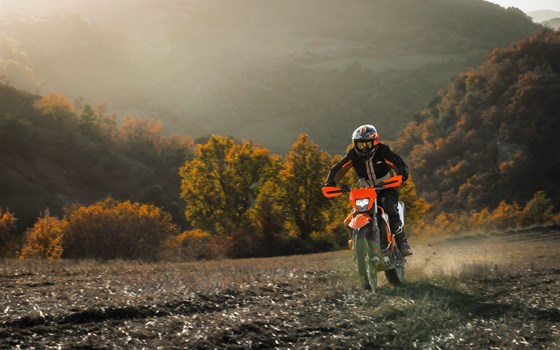 Neufahrzeug KTM 690 Enduro R - Bild 10