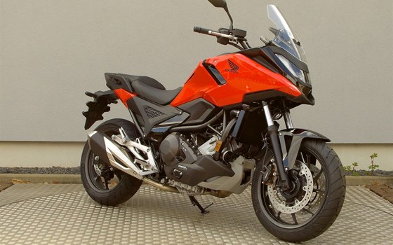 Gebrauchtmotorrad Honda NC750X DCT - Bild 2