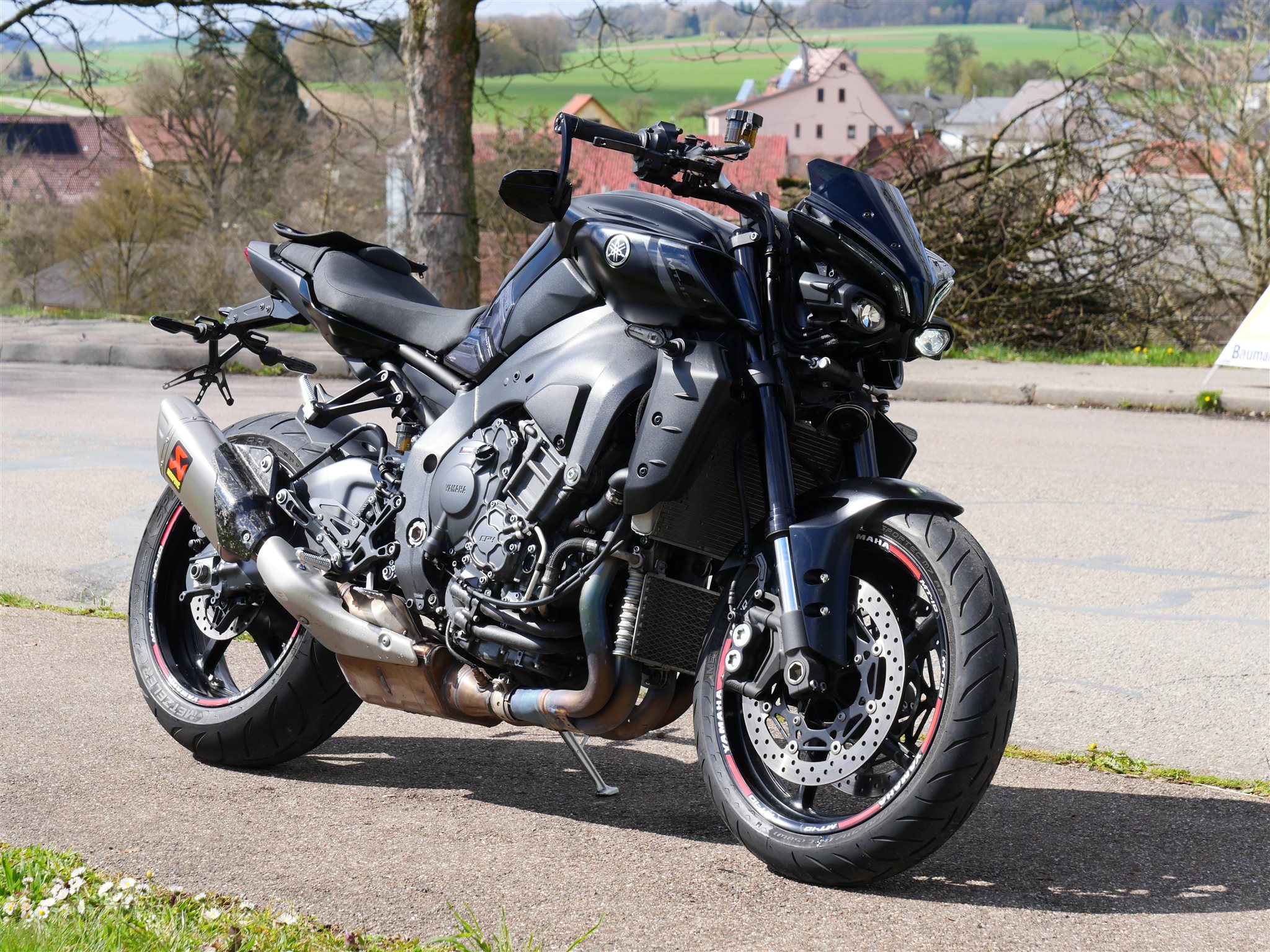 Yamaha MT-10