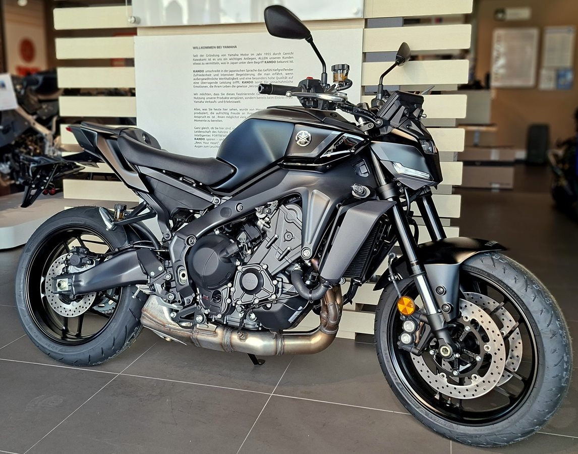 Yamaha MT-09 