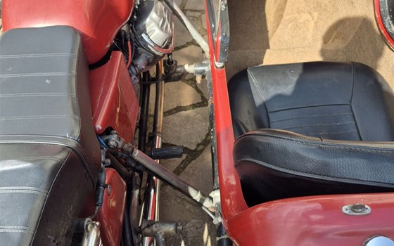 Gebrauchtmotorrad Moto Guzzi V850 GT - Bild 4